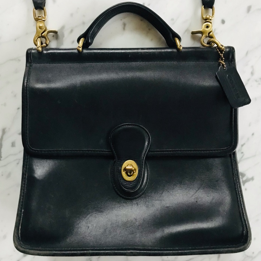 Vintage COACH Leather Crossbody Station Bag